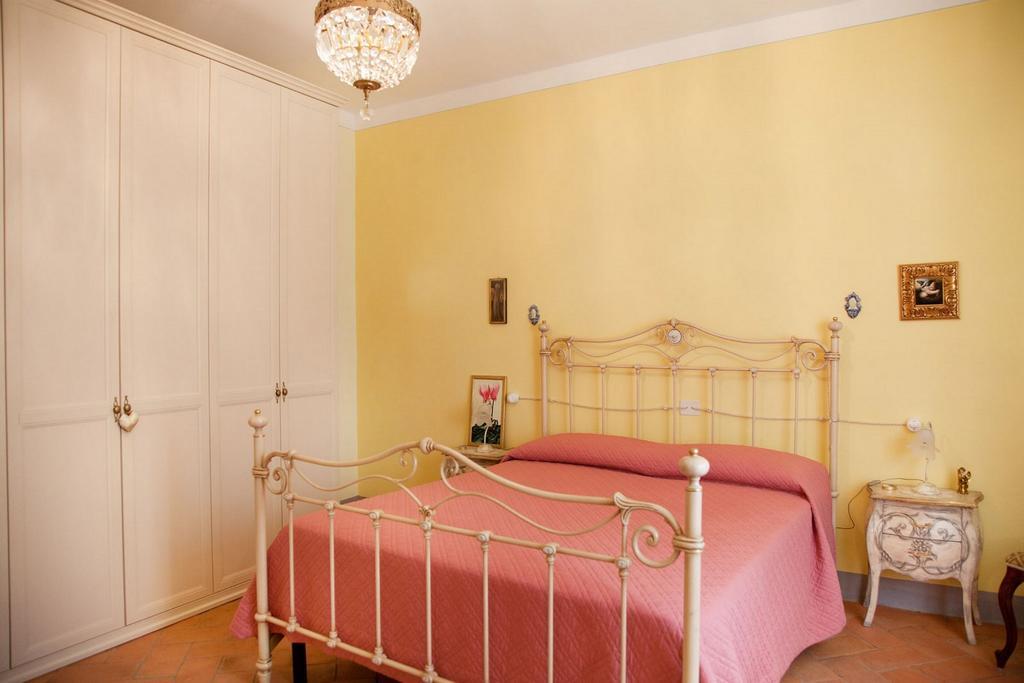 Appartamento Di Lusso In Borgo Storico Toscano Bibbiena Room photo